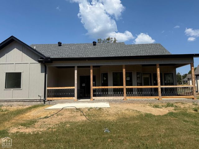 28 Sisney Drive, Ash Flat, AR 72513