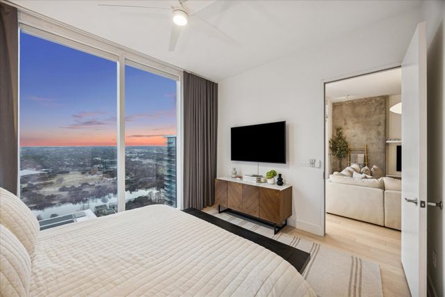 301 West Ave 2806, Austin, TX 78701