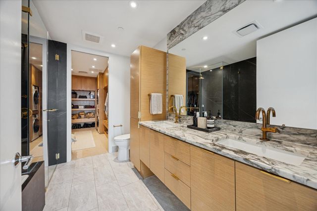 301 West Ave 2806, Austin, TX 78701