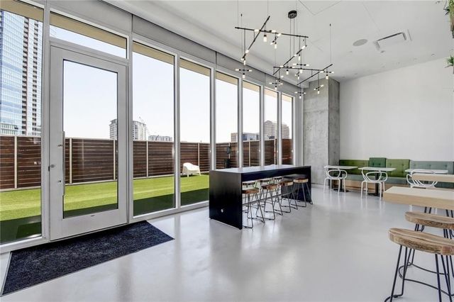 301 West Ave 2806, Austin, TX 78701