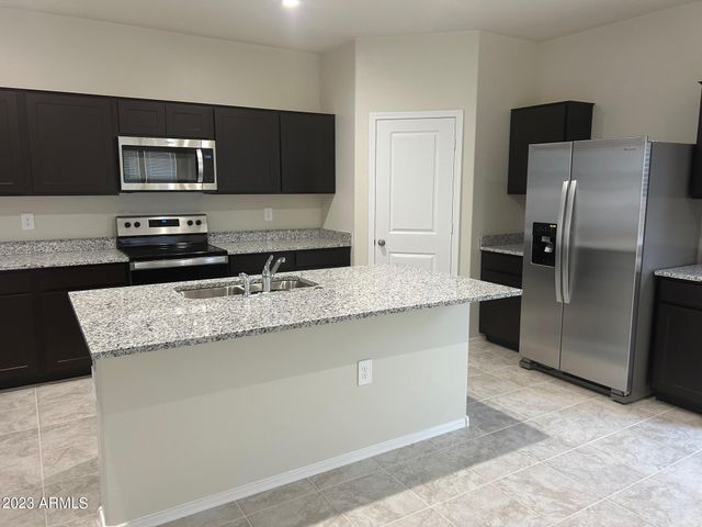 5119 E Emery Road, San Tan Valley, AZ 85143