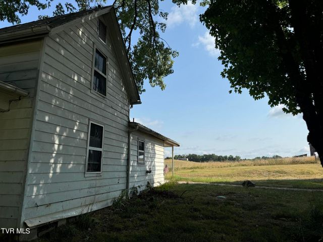 1470 Old Knoxville Highway, Greeneville, TN 37743