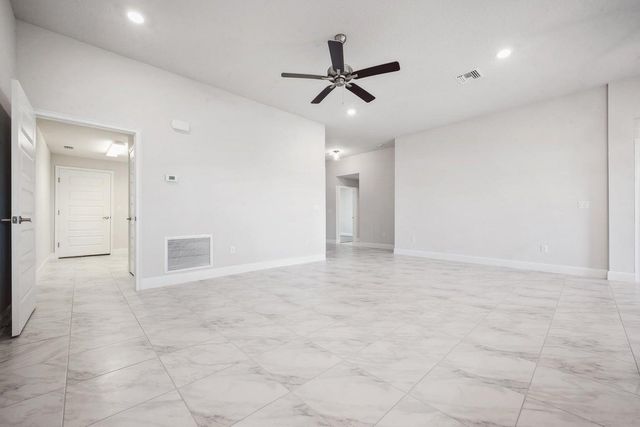 8660 Giovanni Avenue, Fort Pierce, FL 34951