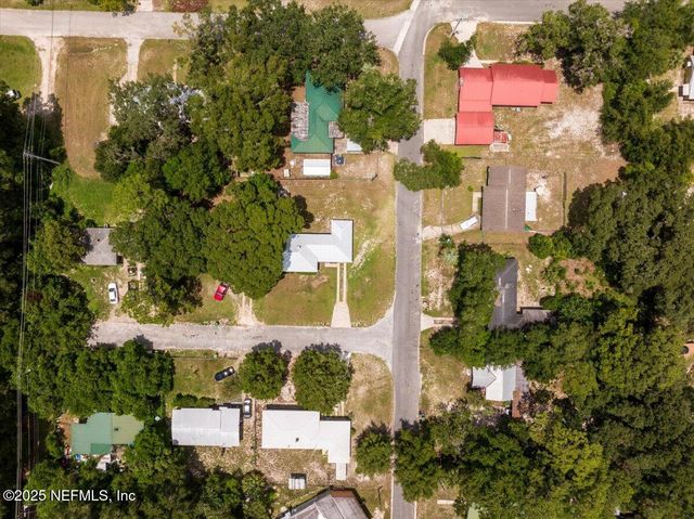 102 FERNWOOD Street, Palatka, FL 32177