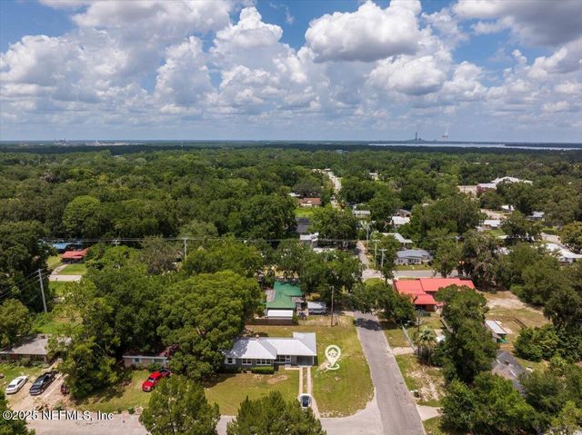 102 FERNWOOD Street, Palatka, FL 32177