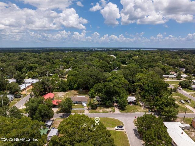 102 FERNWOOD Street, Palatka, FL 32177