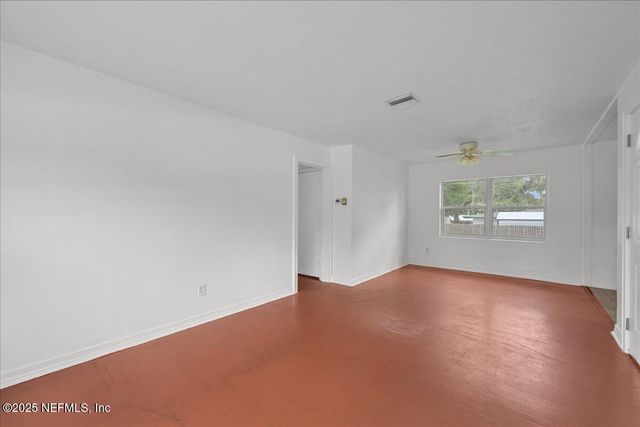 102 FERNWOOD Street, Palatka, FL 32177