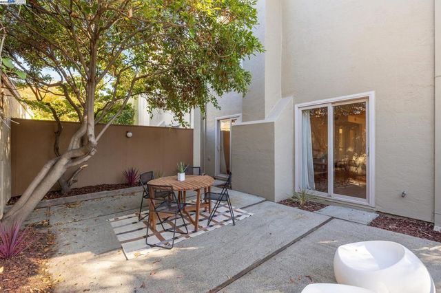 1131 Via Alamosa, Alameda, CA 94502