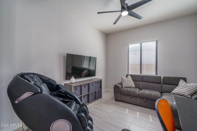 7250 N 80TH Lane, Glendale, AZ 85303