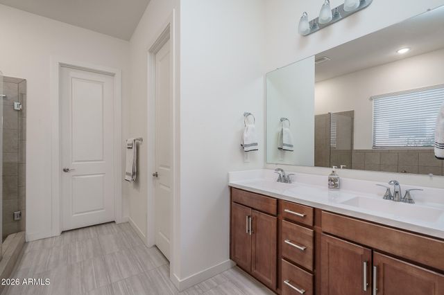 7250 N 80TH Lane, Glendale, AZ 85303