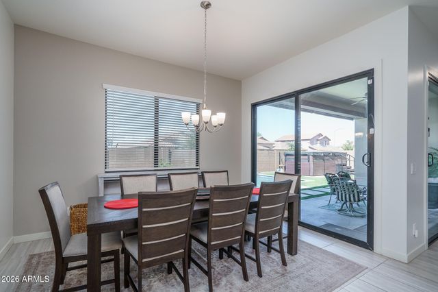 7250 N 80TH Lane, Glendale, AZ 85303