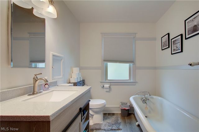 17436 Woodford Avenue, Lakewood, OH 44107