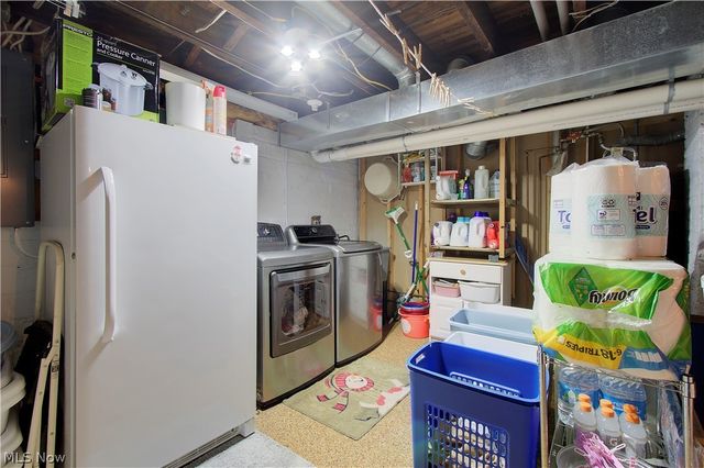 17436 Woodford Avenue, Lakewood, OH 44107