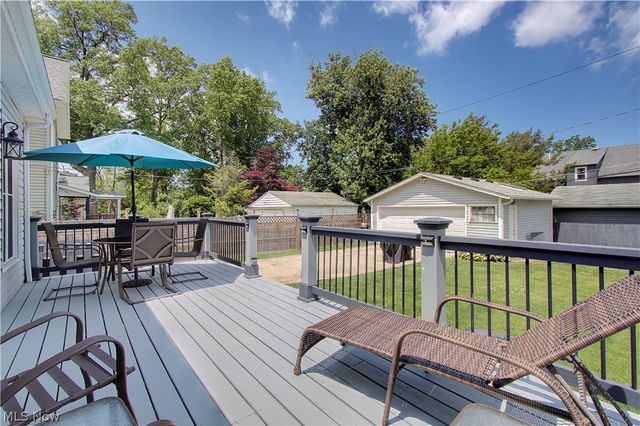 17436 Woodford Avenue, Lakewood, OH 44107