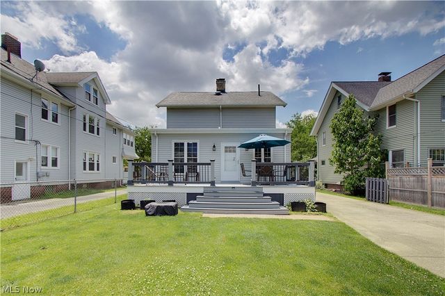 17436 Woodford Avenue, Lakewood, OH 44107