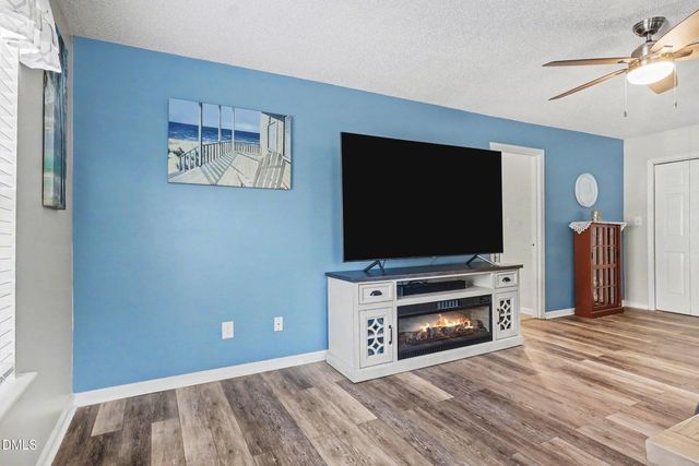 4 Amador Place, Durham, NC 27712