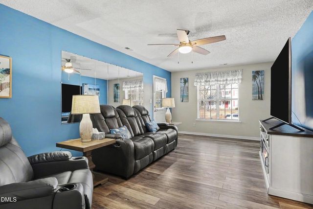 4 Amador Place, Durham, NC 27712