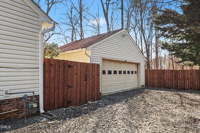 4 Amador Place, Durham, NC 27712