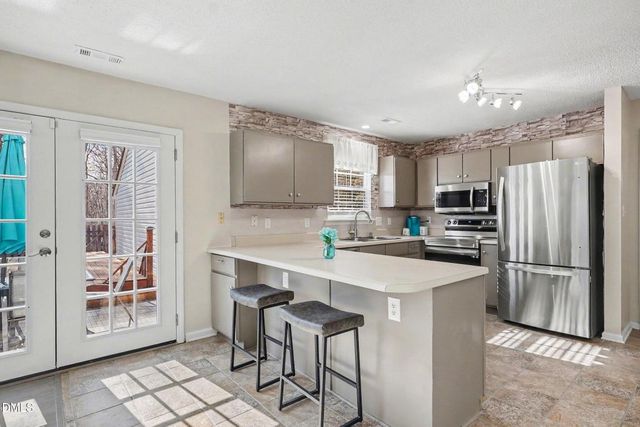 4 Amador Place, Durham, NC 27712