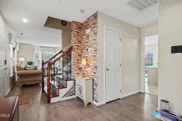 4 Amador Place, Durham, NC 27712