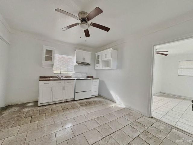 8014 N Lopez Street, Rio Grande City, TX 78582