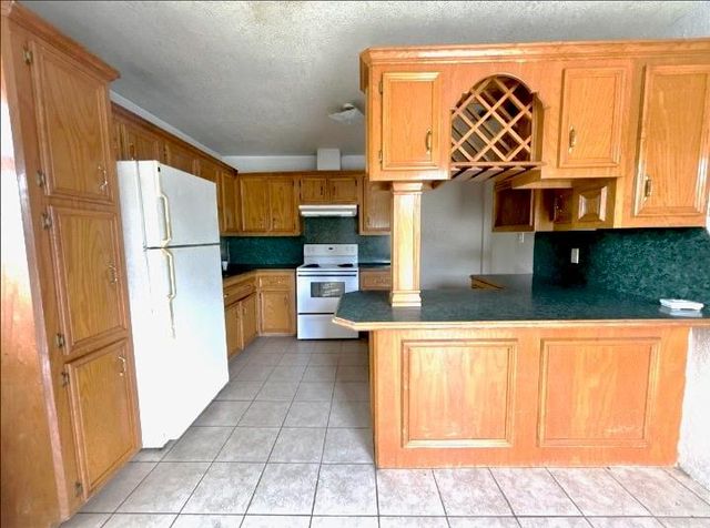 8014 N Lopez Street, Rio Grande City, TX 78582