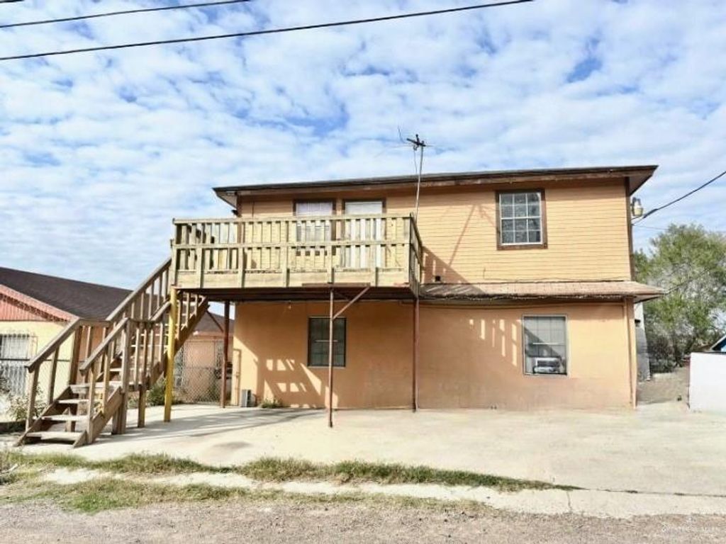 8014 N Lopez Street, Rio Grande City, TX 78582