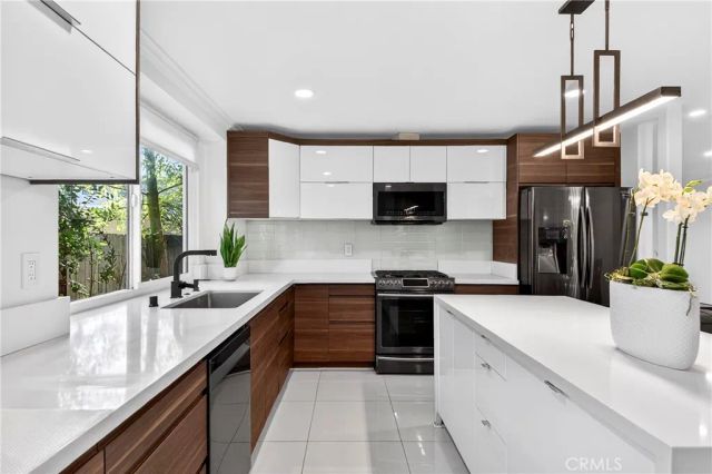 26704 Hawkhurst Drive, Rancho Palos Verdes, CA 90275