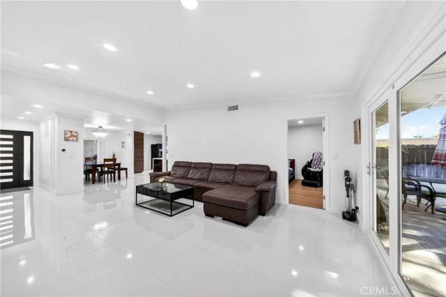 26704 Hawkhurst Drive, Rancho Palos Verdes, CA 90275