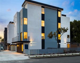 231 1/2 N Burlington Avenue, Los Angeles, CA 90026