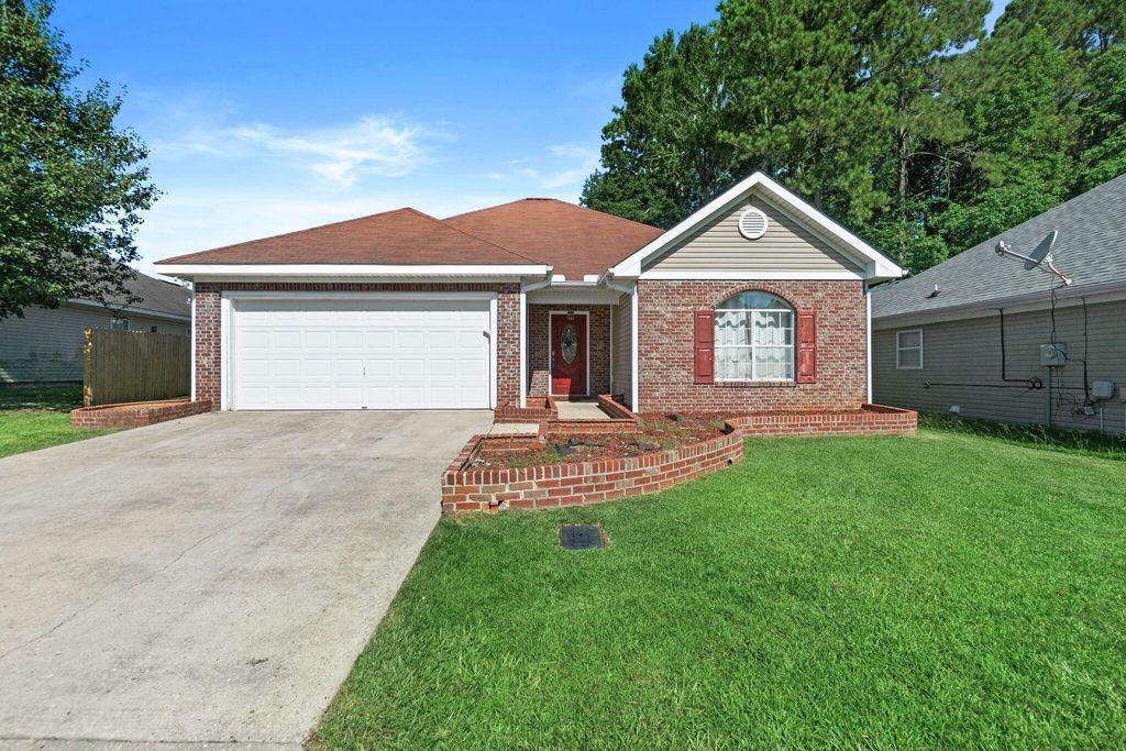 119 Huntington, Hattiesburg, MS 39402