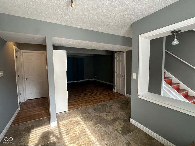 7890 Benjamin Drive, Indianapolis, IN 46226