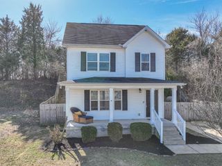 612 E Vailview Ct, Nashville, TN 37207