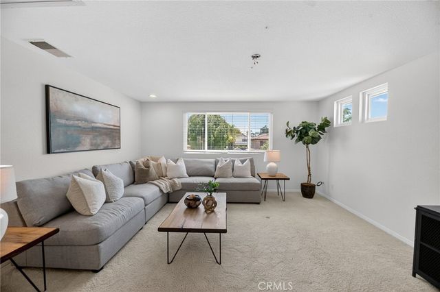 41953 Black Mountain, Murrieta, CA 92562