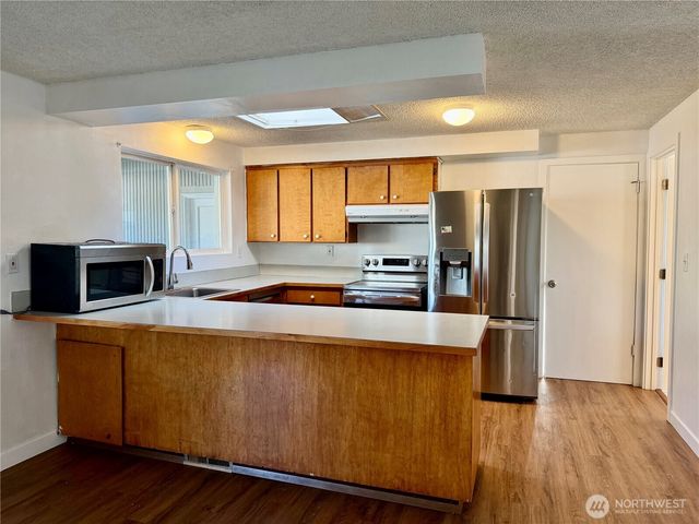 17114 130th Avenue SE, Renton, WA 98058