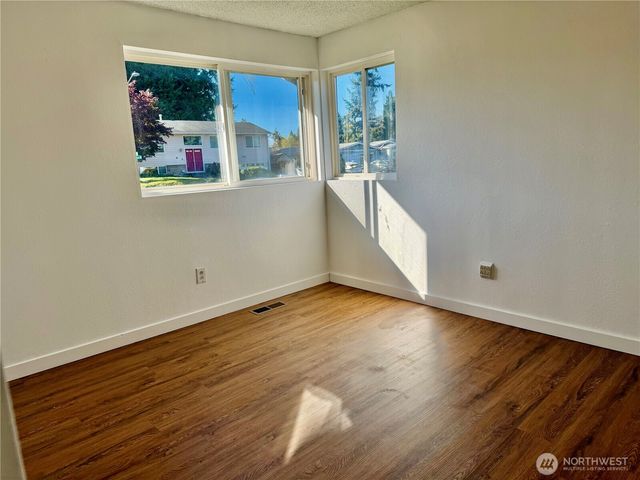 17114 130th Avenue SE, Renton, WA 98058
