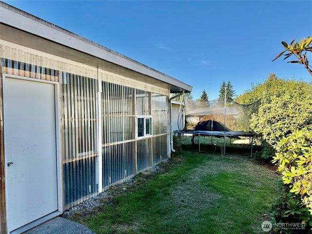 17114 130th Avenue SE, Renton, WA 98058