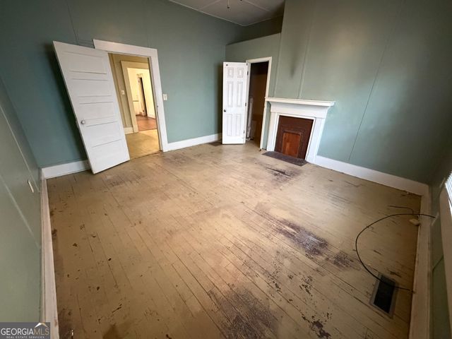 6 N Broad Street, Porterdale, GA 30014