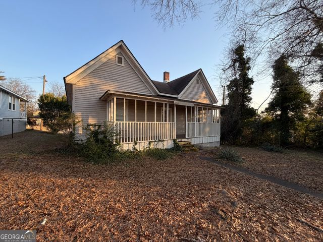 6 N Broad Street, Porterdale, GA 30014