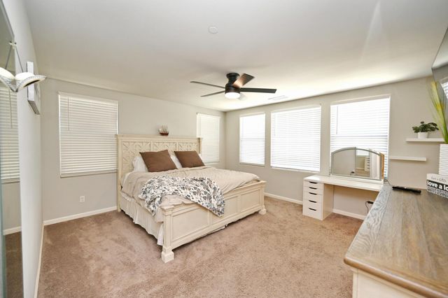887 Wishon Avenue W, Madera, CA 93636