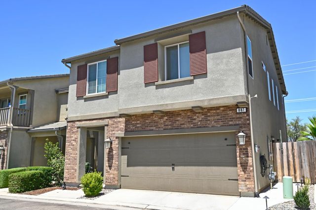 887 Wishon Avenue W, Madera, CA 93636