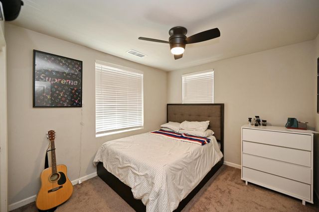 887 Wishon Avenue W, Madera, CA 93636