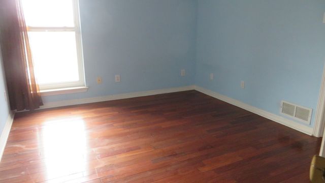 108 Creekview Circle, Maypearl, TX 76064