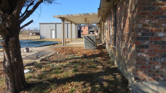 108 Creekview Circle, Maypearl, TX 76064