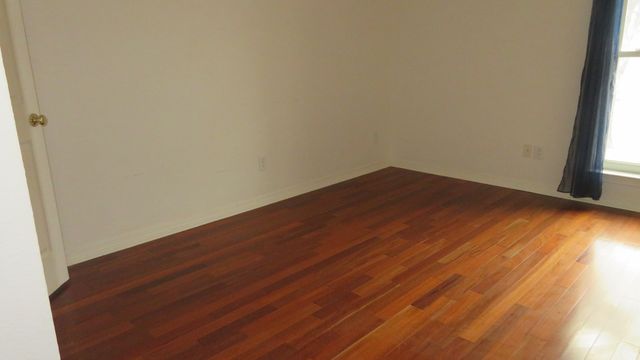 108 Creekview Circle, Maypearl, TX 76064