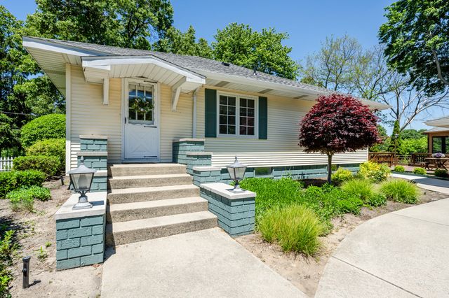 5221 Ridge Road, Lincoln Twp, MI 49127