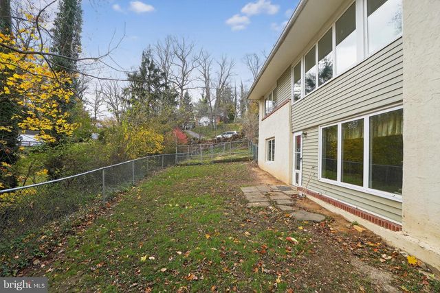 612 MEADOWVALE LN, Media, PA 19063