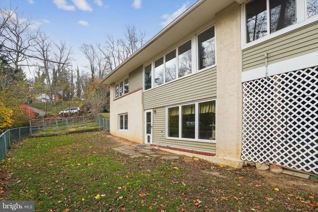 612 MEADOWVALE LN, Media, PA 19063