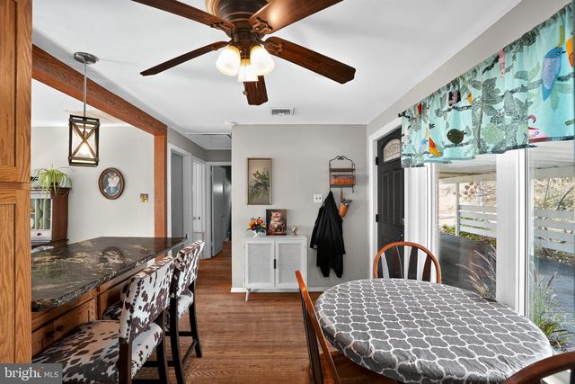 612 MEADOWVALE LN, Media, PA 19063