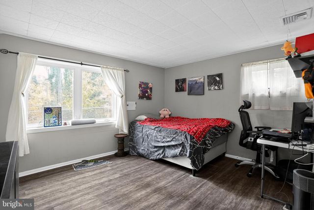 612 MEADOWVALE LN, Media, PA 19063